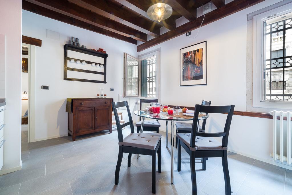 Ve.N.I.Ce Cera Casa Santo Stefano Διαμέρισμα Βενετία Εξωτερικό φωτογραφία